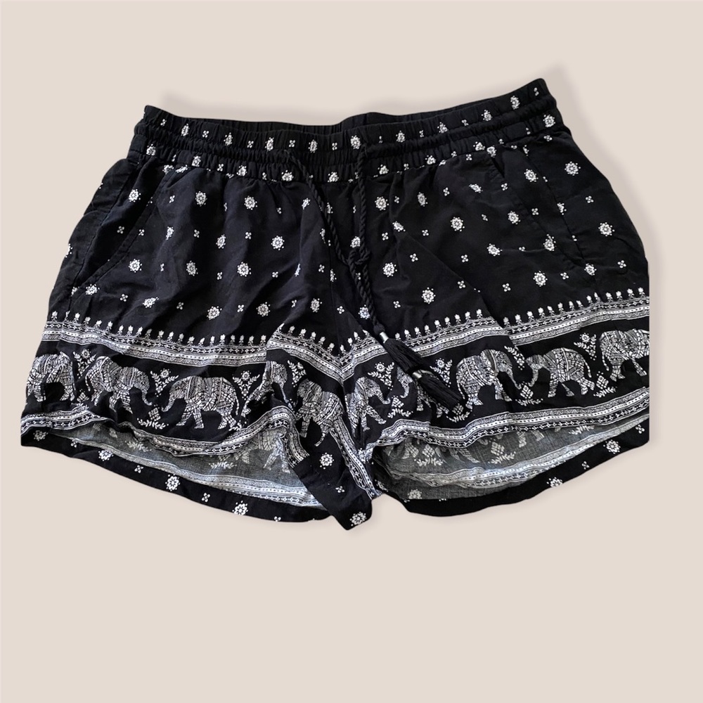 Old navy size medium shorts